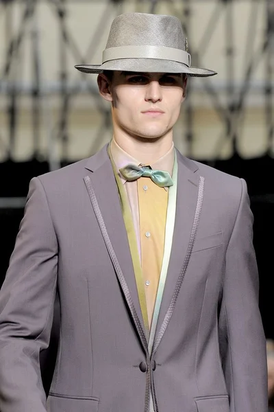 Look 47